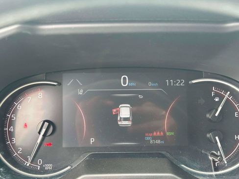 Used 2025 Toyota RAV4 LE AWD/4WD image 24
