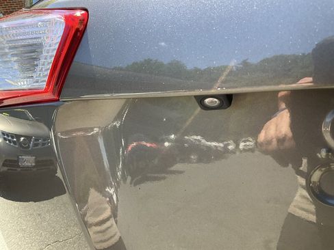 Used 2015 Toyota RAV4 Limited AWD/4WD image 10