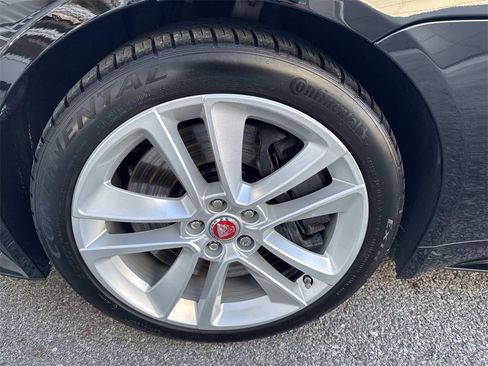 Used 2016 Jaguar F-TYPE S image 11