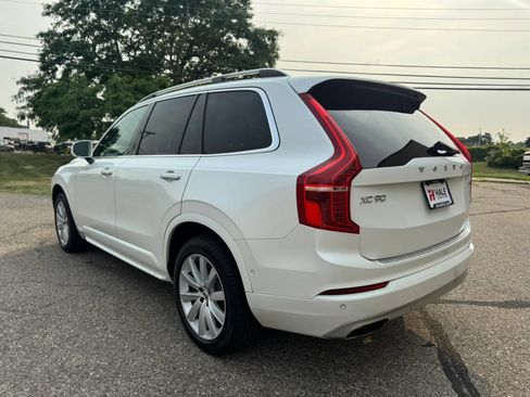 Used 2017 Volvo XC90 T6 Momentum w/ Vision Package AWD/4WD image 7