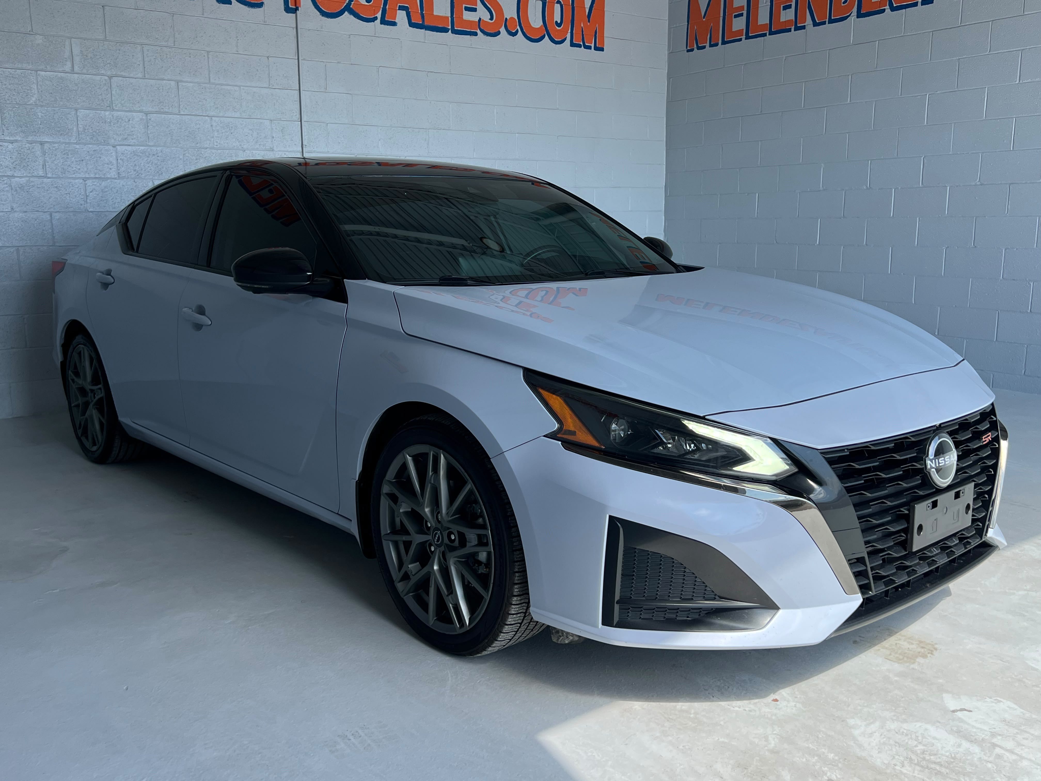 Used 2023 Nissan Altima 2.0 SR FWD image 6