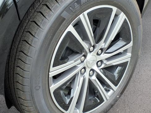 New 2026 Cadillac Lyriq Luxury AWD/4WD image 8