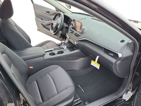 New 2025 Nissan Altima 2.5 S image 23