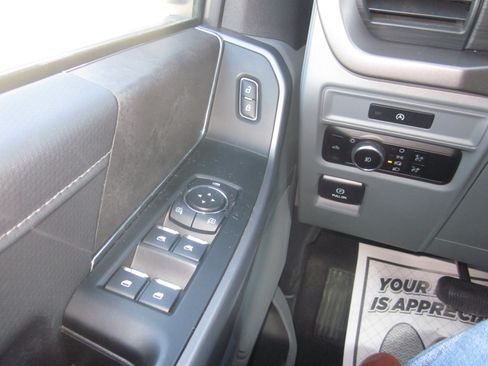 Used 2025 Ford F150 XLT w/ Equipment Group 301A Standard image 19