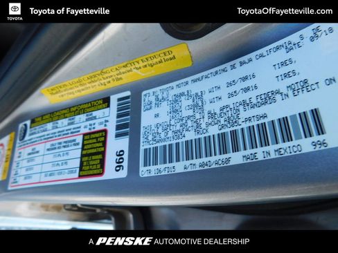 Used 2019 Toyota Tacoma TRD Off-Road image 11