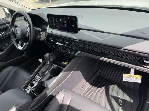 Used 2024 Honda Accord Touring image 25