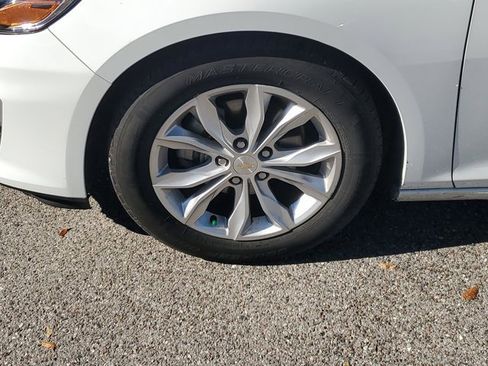 Used 2023 Chevrolet Malibu LT image 11