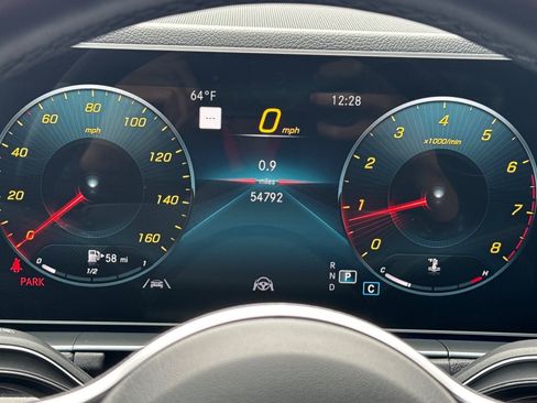 Used 2021 Mercedes-Benz GLE 350 4MATIC image 21