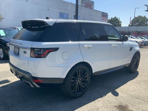 Used 2018 Land Rover Range Rover Sport HSE AWD/4WD image 3