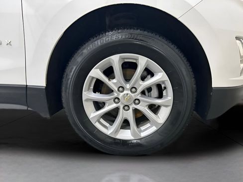 Used 2020 Chevrolet Equinox LT image 10