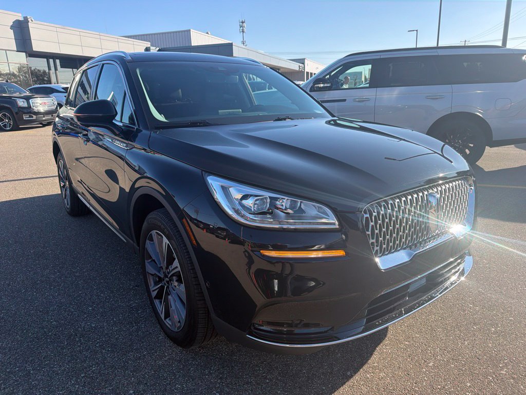 Used 2020 Lincoln Corsair Reserve w/ Equipment Group 201A AWD/4WD image 4