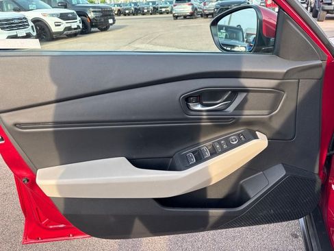 Used 2024 Honda Accord EX image 12