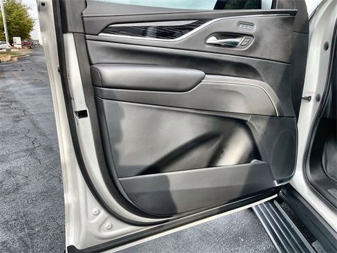 Used 2021 Cadillac Escalade Sport w/ Driver Assist Tech Package image 10