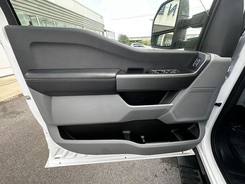 Certified 2026 Ford F250 XL w/ STX Appearance Package AWD/4WD image 18