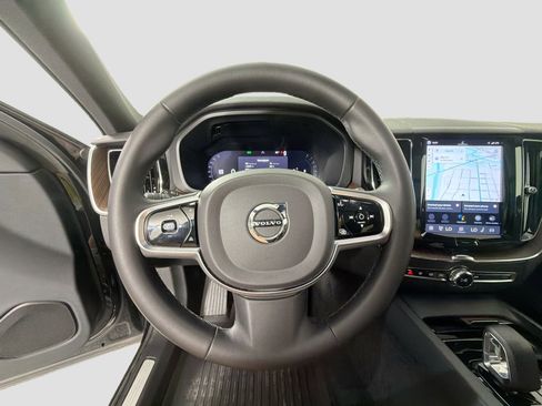Certified 2023 Volvo XC60 B5 Plus w/ Climate Package AWD/4WD image 12