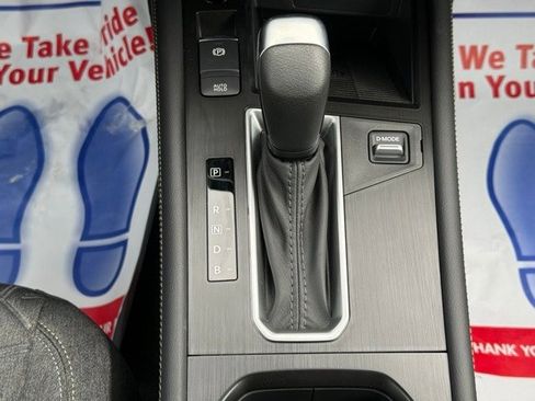 New 2025 Nissan Kicks SV image 24