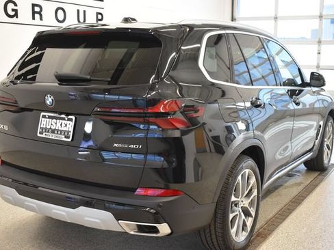 New 2026 BMW X5 xDrive40i w/ Premium Package AWD/4WD image 4