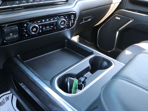 Used 2025 Chevrolet Silverado 2500 LTZ w/ LTZ Premium Package image 26