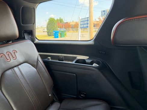 Used 2020 Ford Expedition King Ranch AWD/4WD image 43