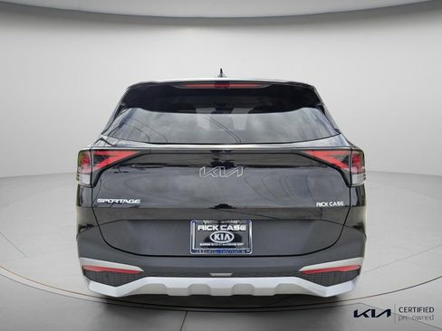 Used 2023 Kia Sportage EX image 6