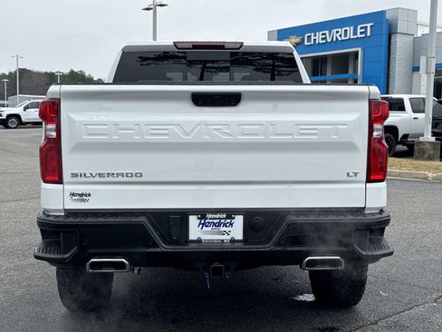 Used 2025 Chevrolet Silverado 1500 LT Trail Boss w/ LT Trail Boss Premium Package image 9