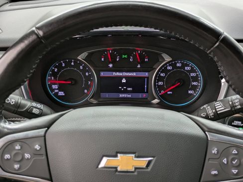 Used 2022 Chevrolet Traverse LT image 33