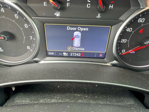 Certified 2024 GMC Terrain AT4 AWD/4WD image 10
