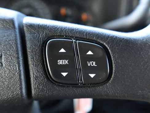 Used 2003 GMC Sierra 1500 SLT w/ SLT Preferred Equipment Group AWD/4WD image 38