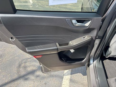 Used 2021 Ford Escape SE AWD/4WD image 24