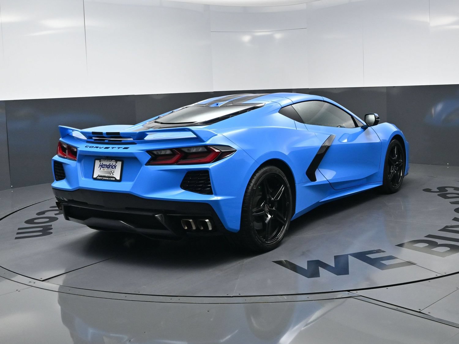 Used 2024 Chevrolet Corvette Stingray Preferred Cpe w/ Z51 Performance Package RWD image 9