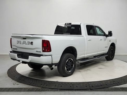 Used 2025 RAM 2500 Laramie AWD/4WD image 7