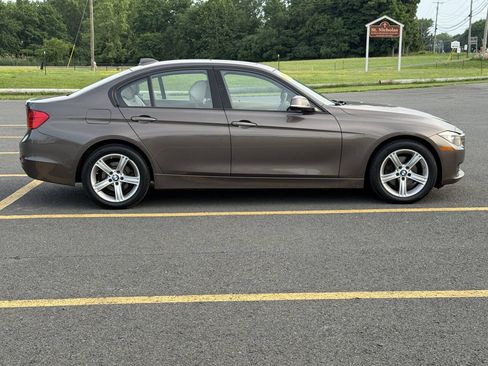 Used 2014 BMW 328i xDrive Sedan AWD/4WD image 4