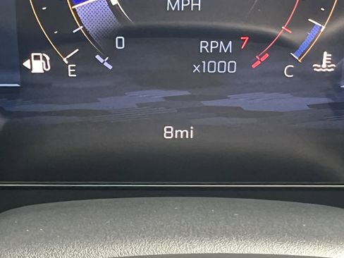 New 2026 Chevrolet Traverse LT image 24