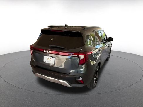 Used 2025 Kia Seltos S FWD image 12