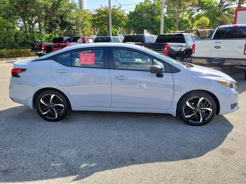 Certified 2025 Nissan Versa SR w/ Trunk Package image 11