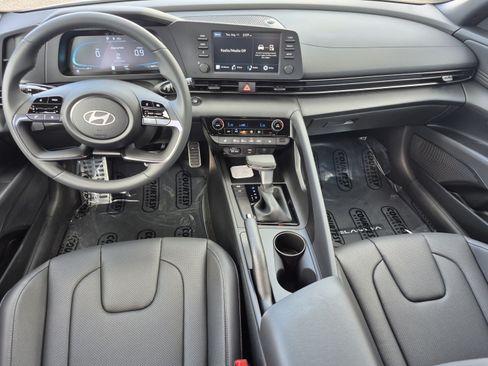 New 2026 Hyundai Elantra SEL Sport FWD image 10