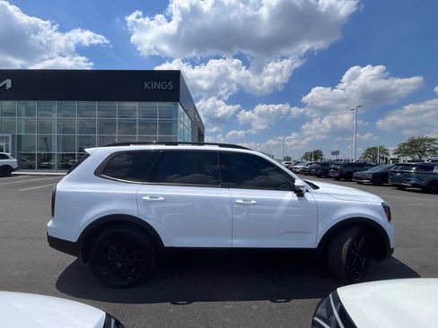 Certified 2025 Kia Telluride SX X-Line AWD/4WD image 3