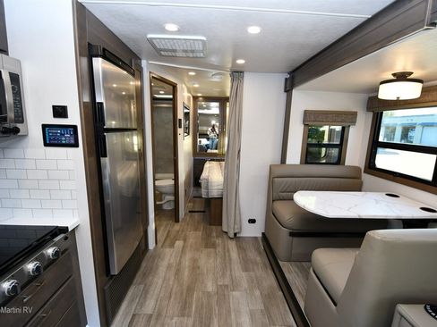 Used 2024 RAM 5500 SLT w/ Quick Order Package 2YG SLT image 6