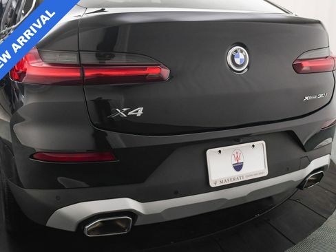 Used 2023 BMW X4 xDrive30i w/ Convenience Package image 22