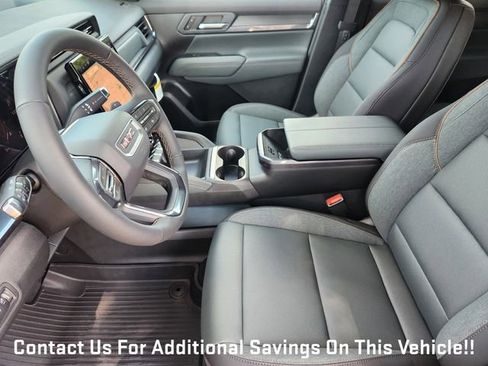 New 2026 GMC Terrain AT4 w/ Technology Package II AWD/4WD image 9