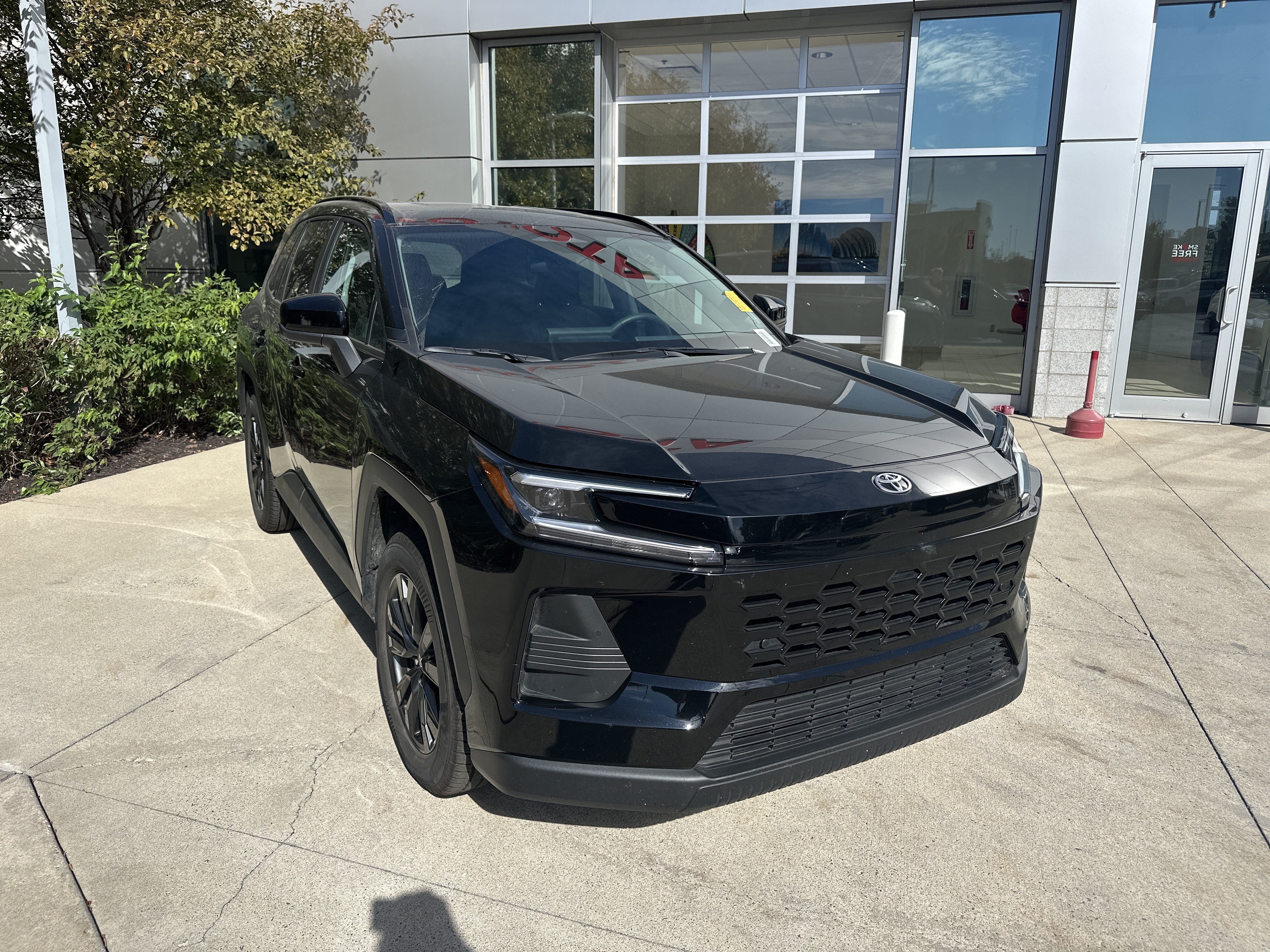Used 2026 Toyota RAV4 XLE Premium AWD/4WD image 2