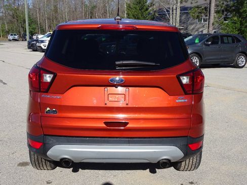 Used 2019 Ford Escape SE AWD/4WD image 9