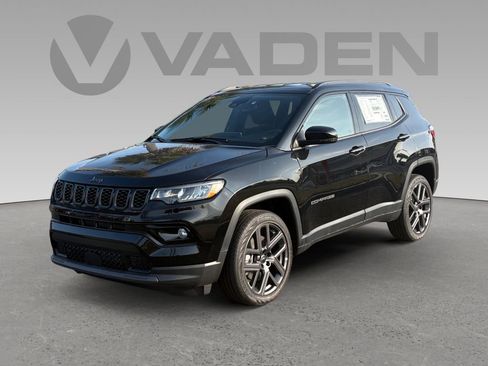 New 2026 Jeep Compass Limited image 21