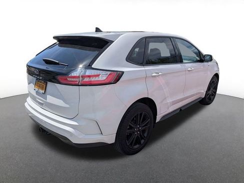 Used 2022 Ford Edge ST-Line w/ Class II Trailer Tow Package AWD/4WD image 5