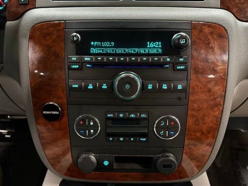 Used 2007 Chevrolet Silverado 1500 LTZ w/ Suspension Package, Off-Road" image 26