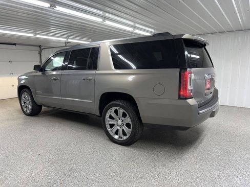 Used 2019 GMC Yukon XL Denali w/ Open Road Package AWD/4WD image 5