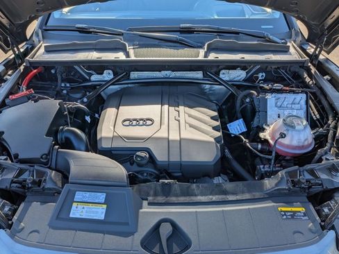 Used 2023 Audi Q5 2.0T Prestige w/ Prestige Package image 22