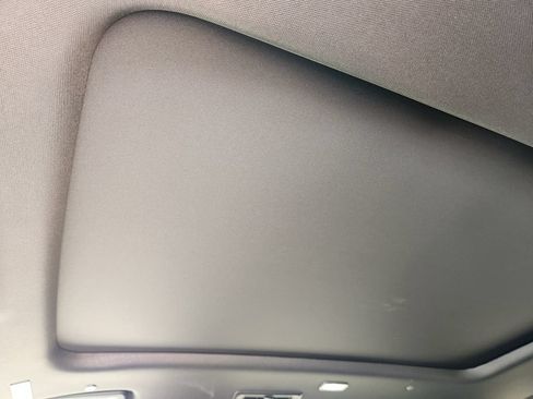 Used 2026 Chevrolet Traverse LT w/ Sun and Wheel Package FWD image 26