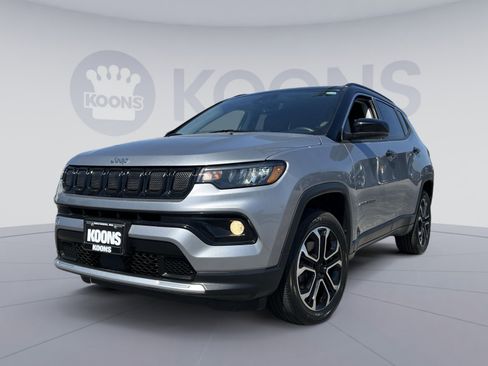Used 2022 Jeep Compass Limited AWD/4WD image 1