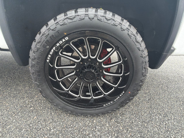 Used 2024 Chevrolet Silverado 2500 High Country w/ High Country Premium Package AWD/4WD image 19